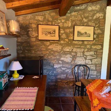 Casale Dell'amicizia Bed & Breakfast *
