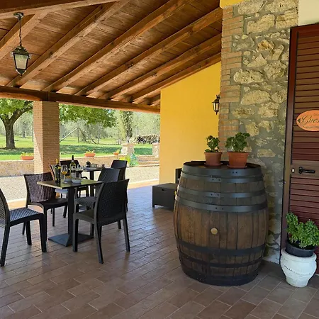 Casale Dell'amicizia Bed & Breakfast